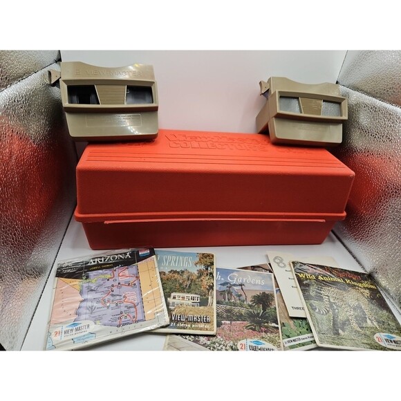 Vintage View-Master Collector's Case, 17 Reels & 2 Tan Viewmasters 60/70s Lot